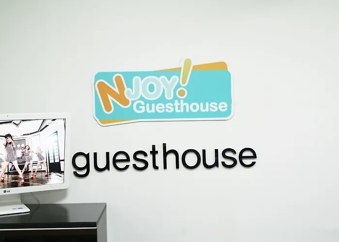 Hotel Njoy 2*